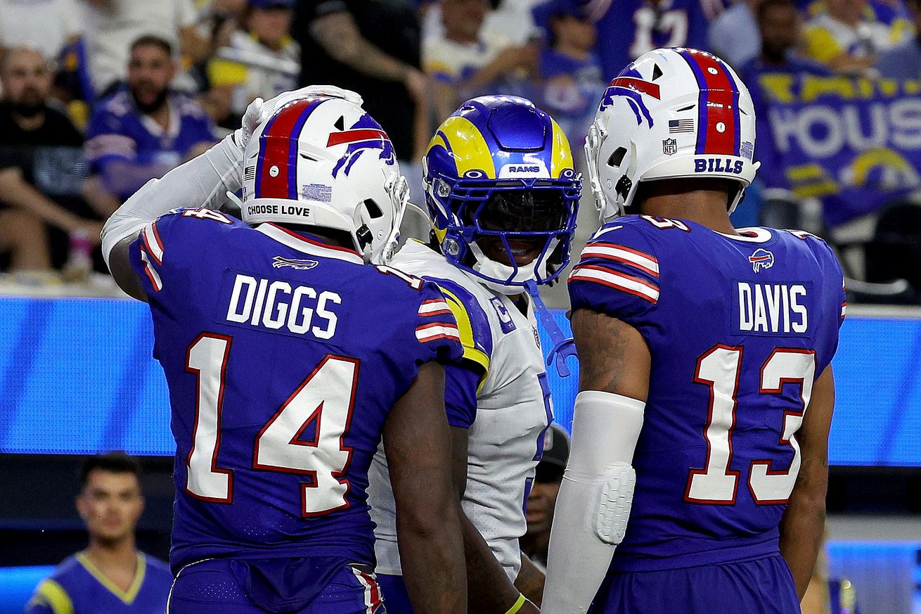 Buffalo Bills v Los Angeles Rams