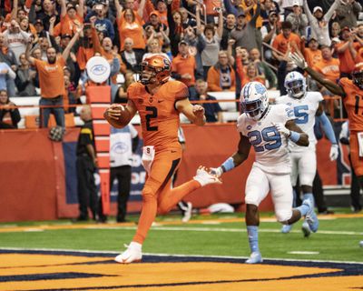 COLLEGE FOOTBALL: OCT 20 North Carolina at Syracuse