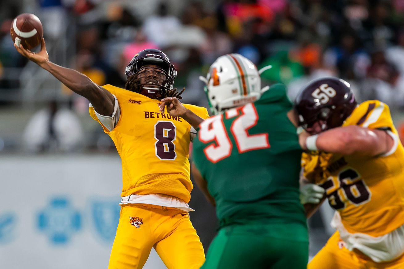 COLLEGE FOOTBALL: NOV 18 Florida A&M vs Bethune-Cookman