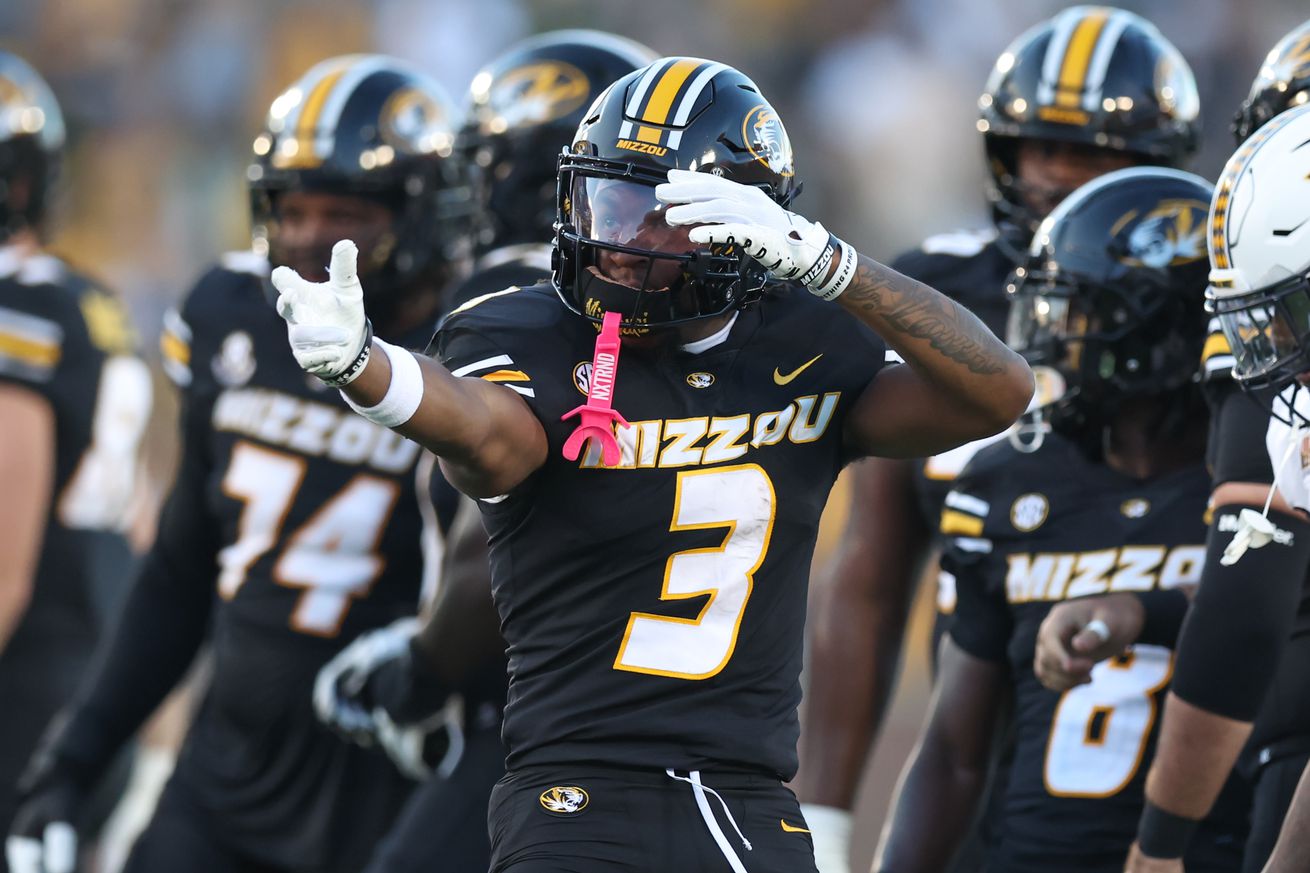 COLLEGE FOOTBALL: AUG 29 Murray State at Missouri