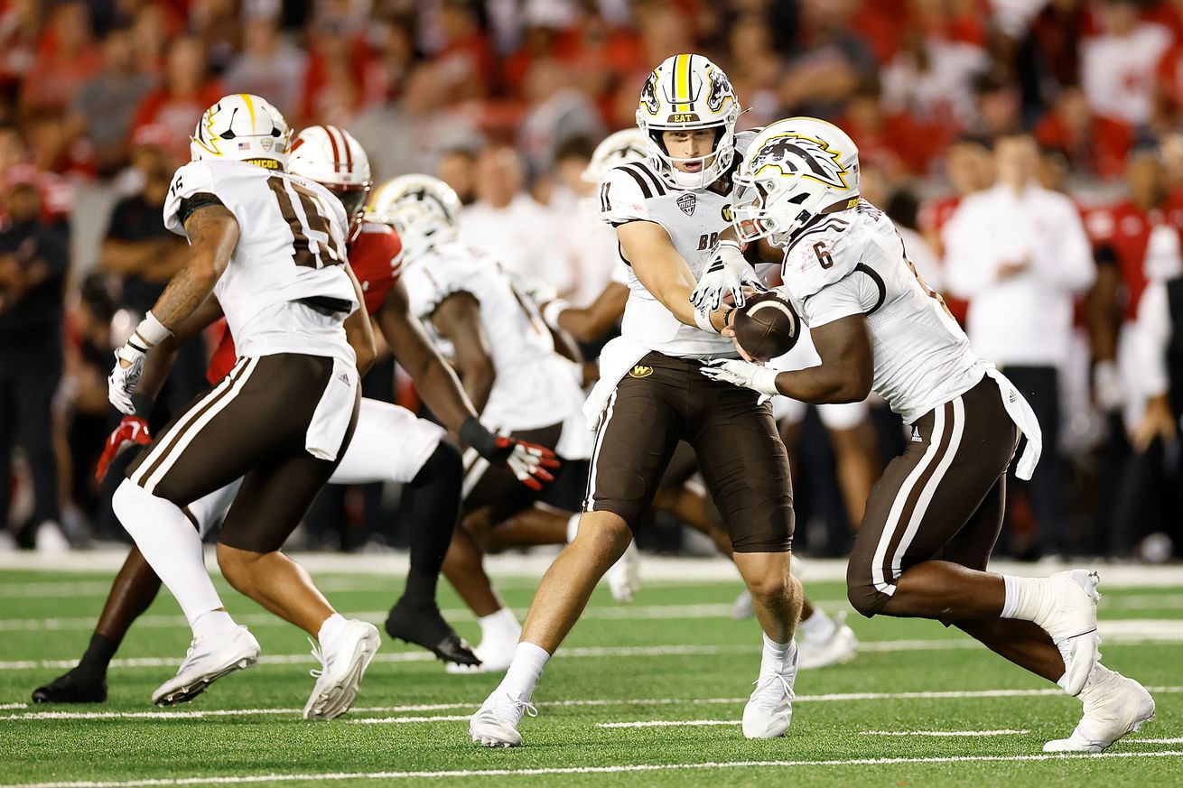 Western Michigan v Wisconsin