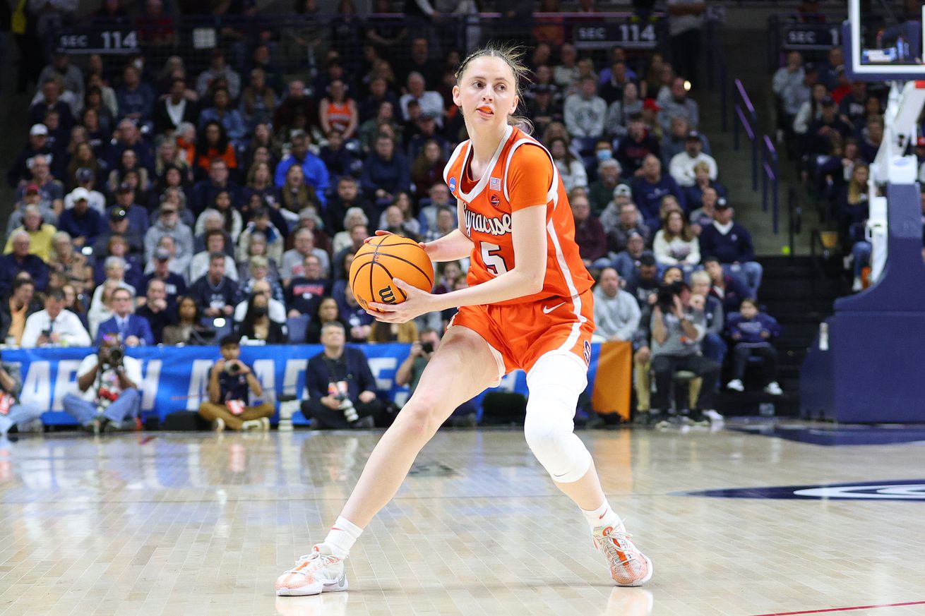 NCAA BASKETBALL: MAR 25 Div I Women’s Championship Second Round - Syracuse vs UConn