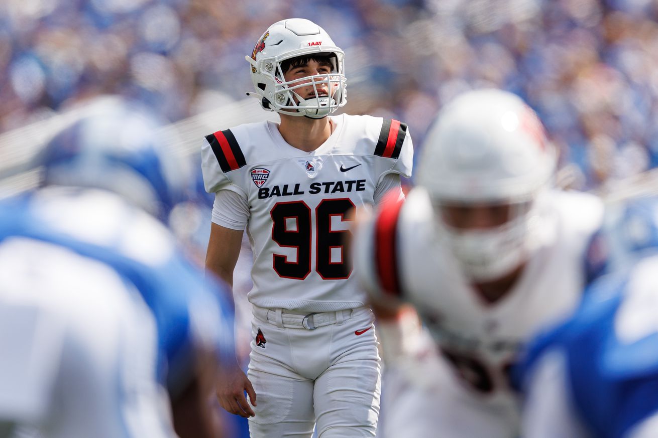 NCAA Football: Ball State at Kentucky