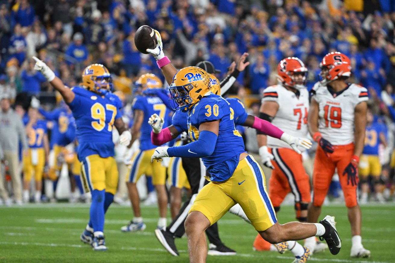 NCAA Football: Syracuse at Pittsburgh