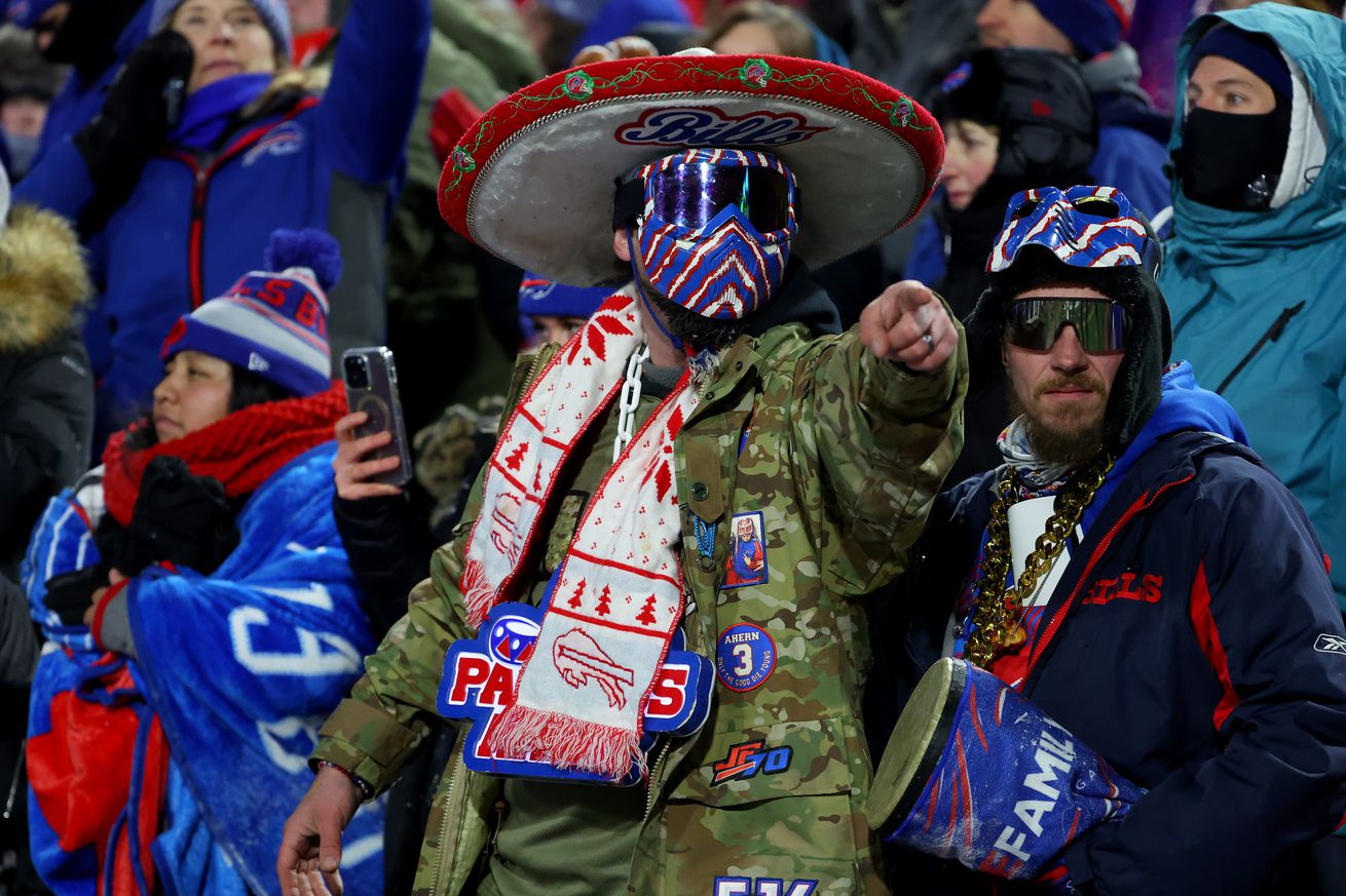 AFC Wild Card Playoffs - Pittsburgh Steelers v Buffalo Bills