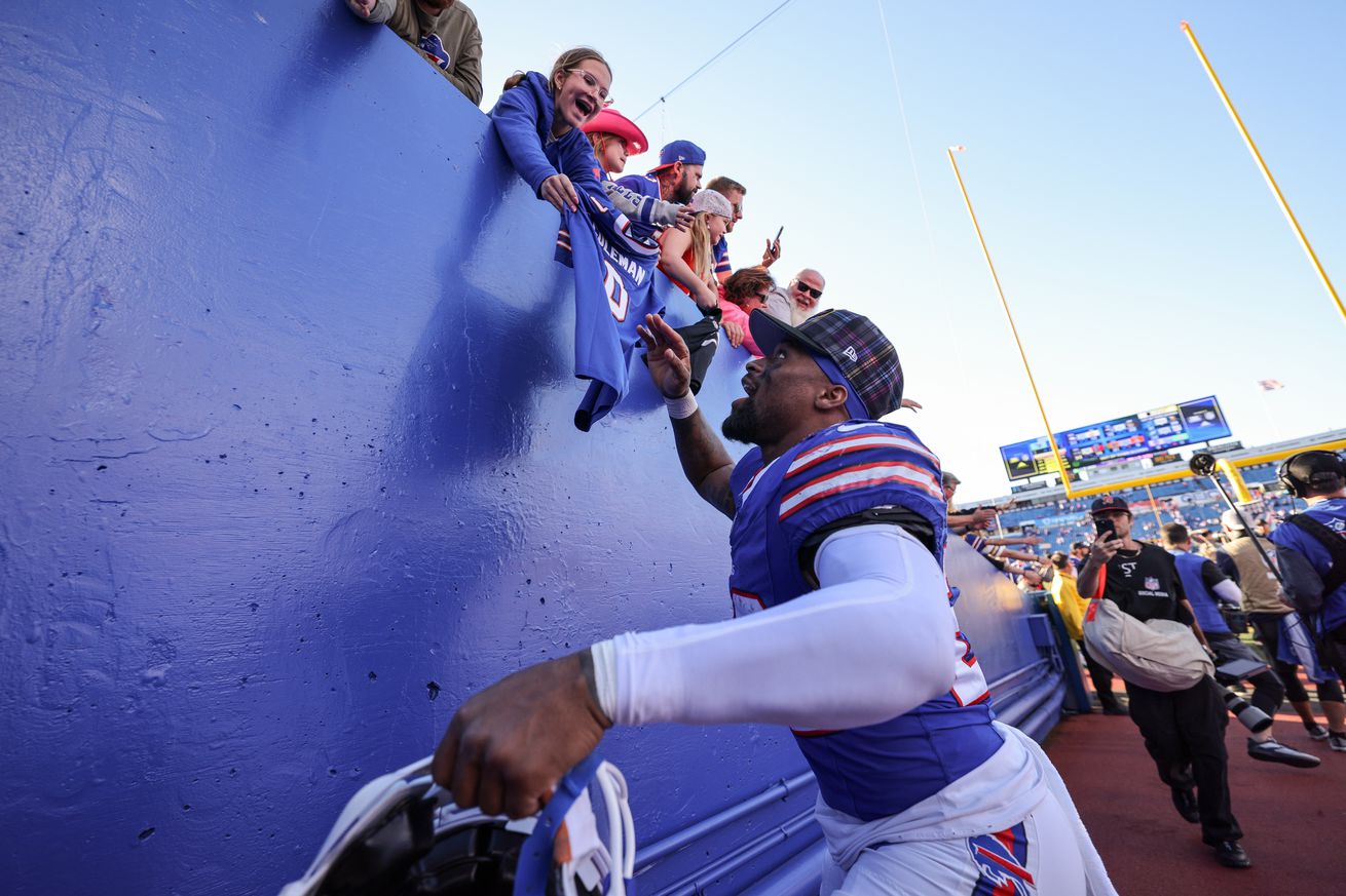 Tennessee Titans v Buffalo Bills