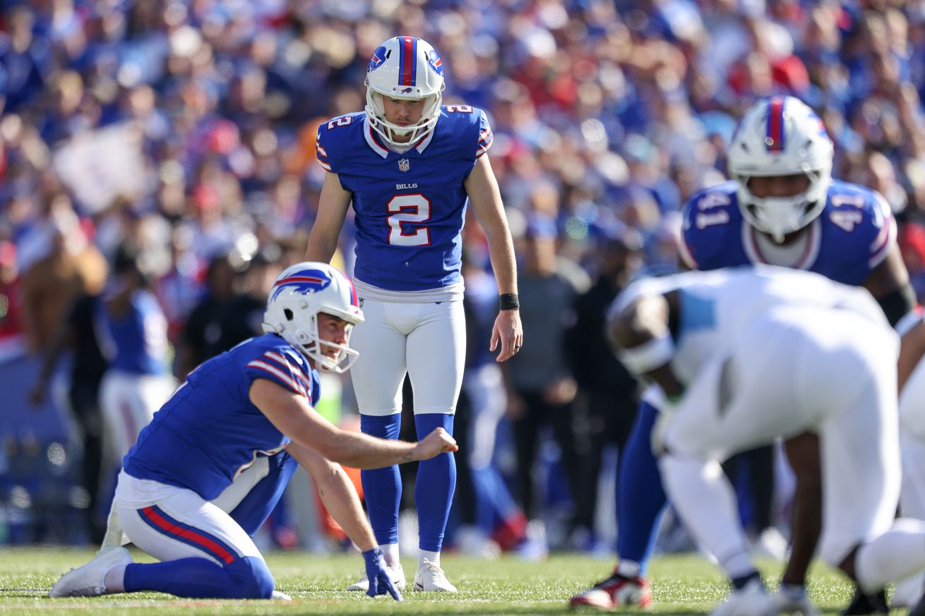 Tennessee Titans v Buffalo Bills