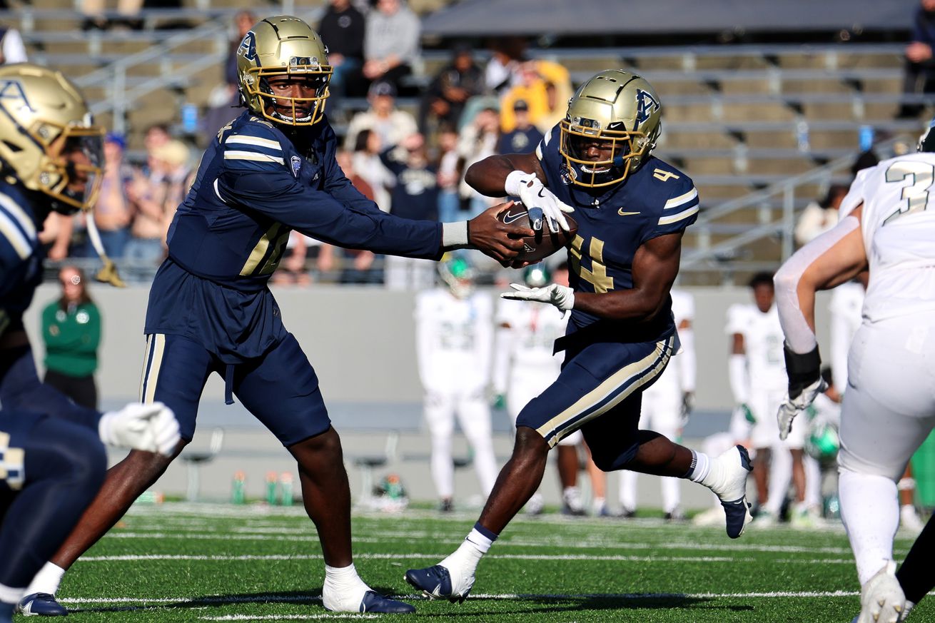 COLLEGE FOOTBALL: OCT 26 Eastern Michigan at Akron