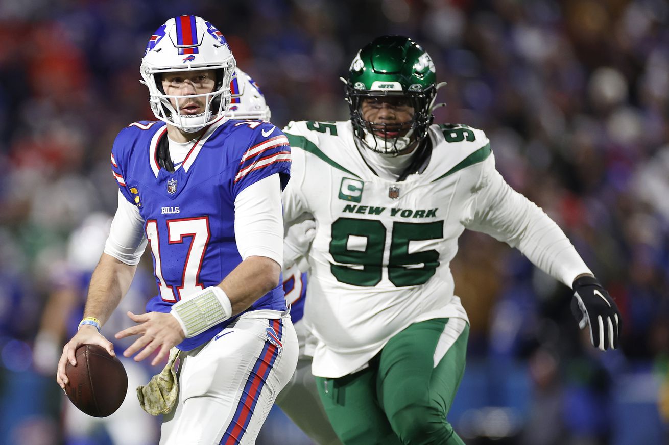 New York Jets v Buffalo Bills