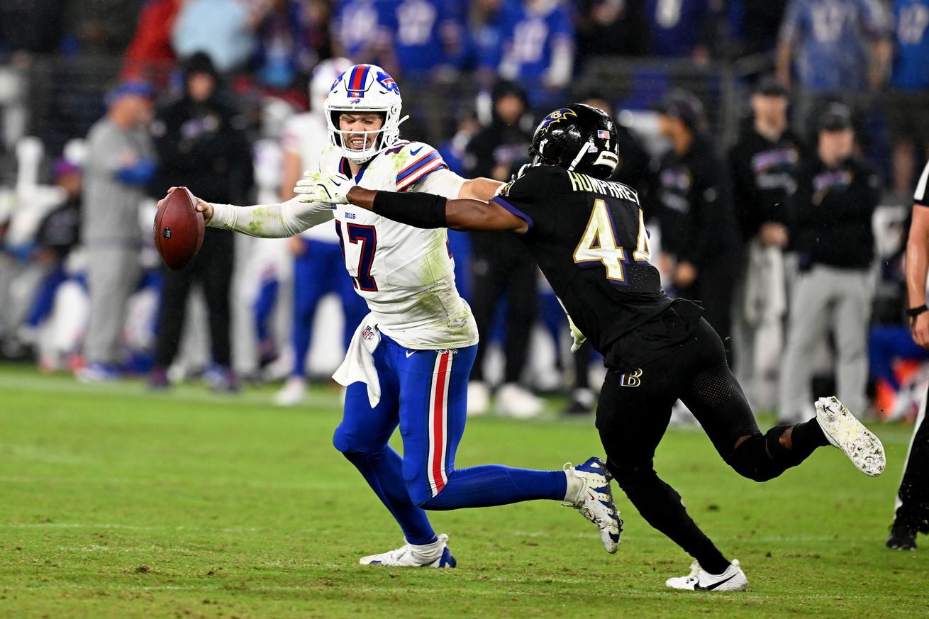 Buffalo Bills v Baltimore Ravens