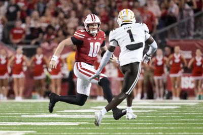 NCAA Football: Western Michigan at Wisconsin